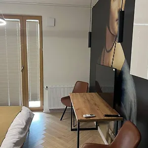 Tutu Comfort , Krakov Polsko