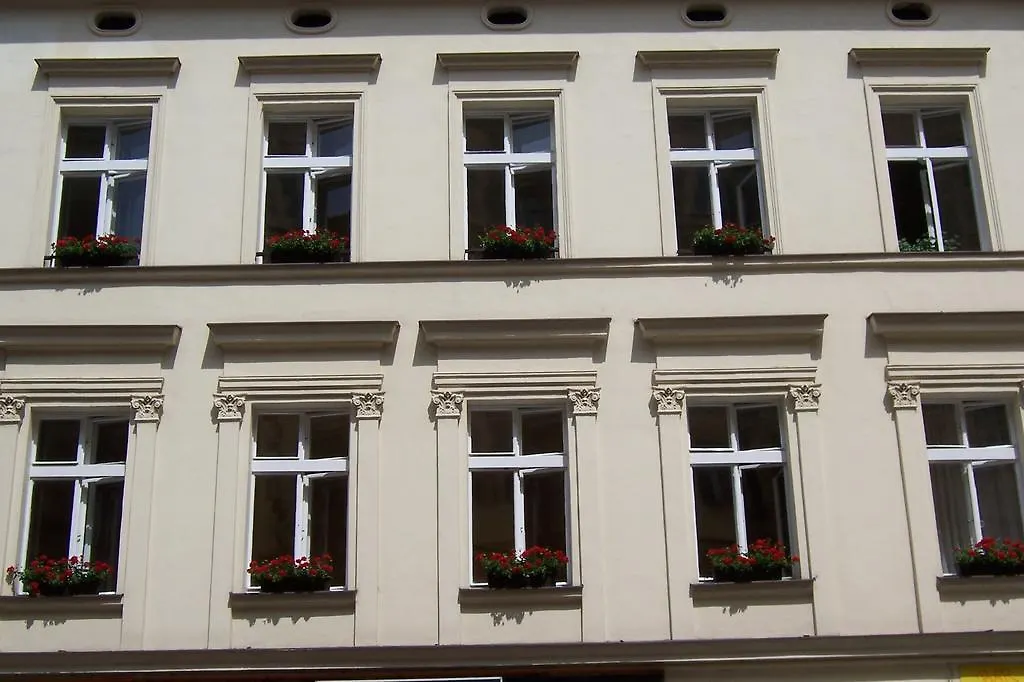 Apartments Near Lesser Town Praag